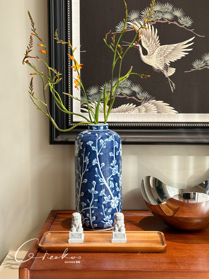 Blue And White Porcelain Vase Ceramic Flower Vase Decorative Floral Arrangement Centerpiece - Home Decor & Storage | VELOURY LIVING